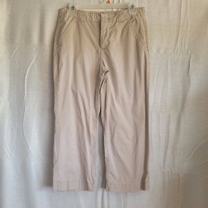 Pappagallo Women's capris Color Khaki Size 6